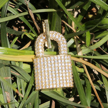 Load image into Gallery viewer, Lock Shape Pendant Necklace
