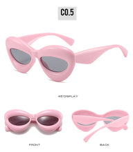 Load image into Gallery viewer, Fashion Sunglasses
