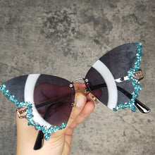 Load image into Gallery viewer, Butterfly Bling Rimless Sunglasses

