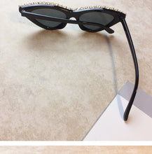 Load image into Gallery viewer, Diamond Cateye Sunglasses
