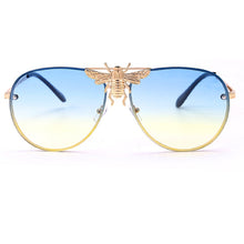 Cargar imagen en el visor de la galería, Luxury Bee Sunglasses
