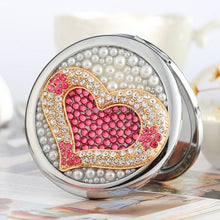 Cargar imagen en el visor de la galería, Rhinestone Heart Compact Mirror
