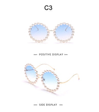 Load image into Gallery viewer, Pearl Round Luxury Sunglasses
