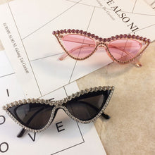 Load image into Gallery viewer, Diamond Cateye Sunglasses
