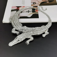 Cargar imagen en el visor de la galería, Crocodile Choker
