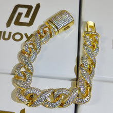 Load image into Gallery viewer, &quot;Iced Out&quot; Men&#39;s Bracelet
